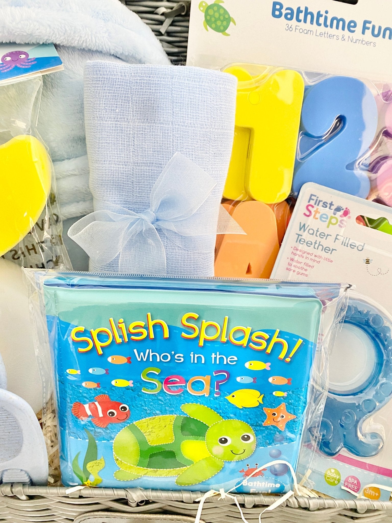 Baby Shower Gift Basket Splashing Baby Boy – Pink and Blue Hampers