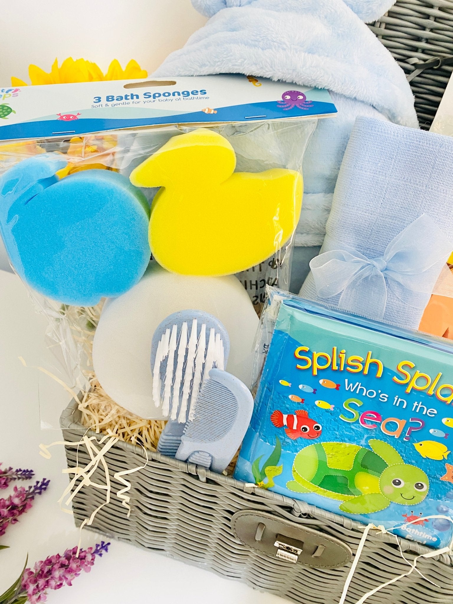 Baby Shower Gift Basket Splashing Baby Boy Pink And Blue Hampers baby-shower-gift-basket-splashing-baby-boy-pink-and-blue-hampers