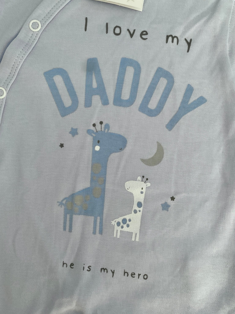 Gift For New Dad - I Love My Daddy Sleepsuit Size 0 - 3 Months - Pink and Blue Hampers