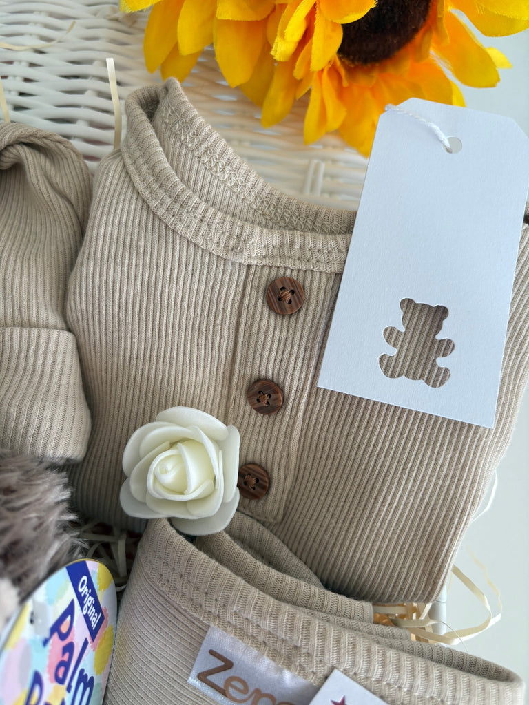 New Mum Baby Gift - Cheerful Bundle - Pink and Blue Hampers